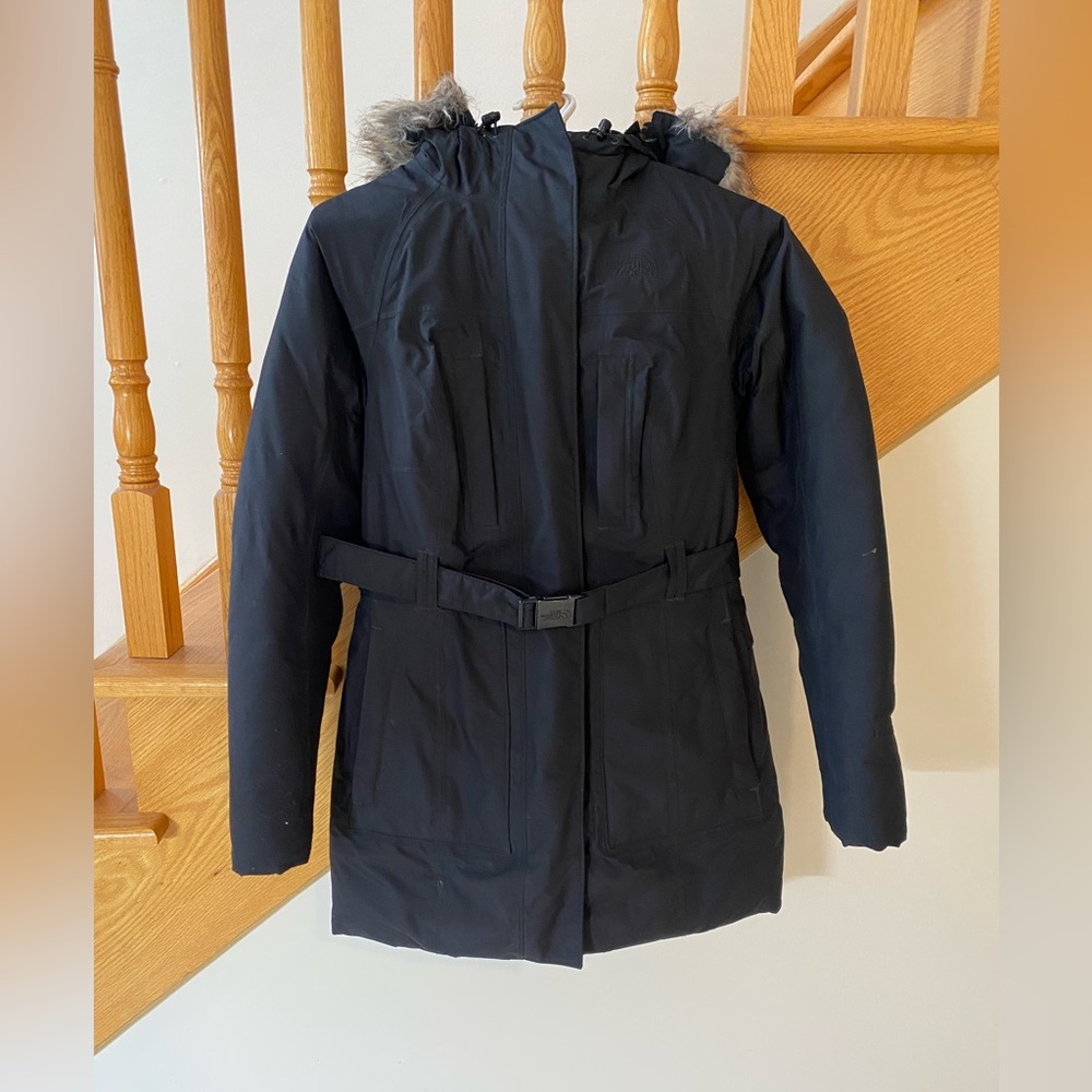The north face down parka black
